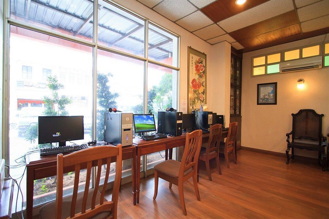 明月酒店 乔治敦 外观 照片